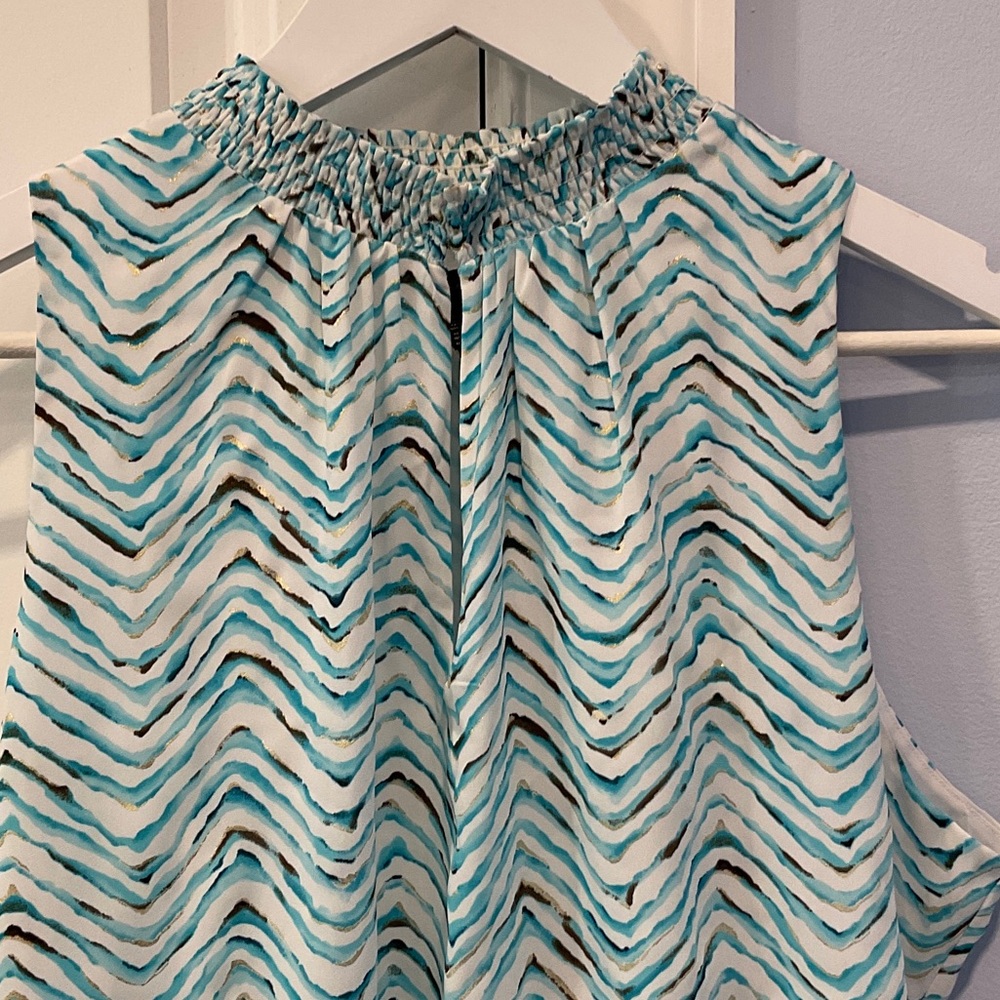 White House Black Market Aqua and White Chevron Mini Dress - Picture 2 of 7